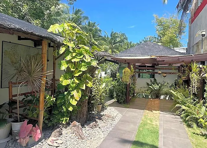 Skott's Comfy Santa Fe (Cebu)