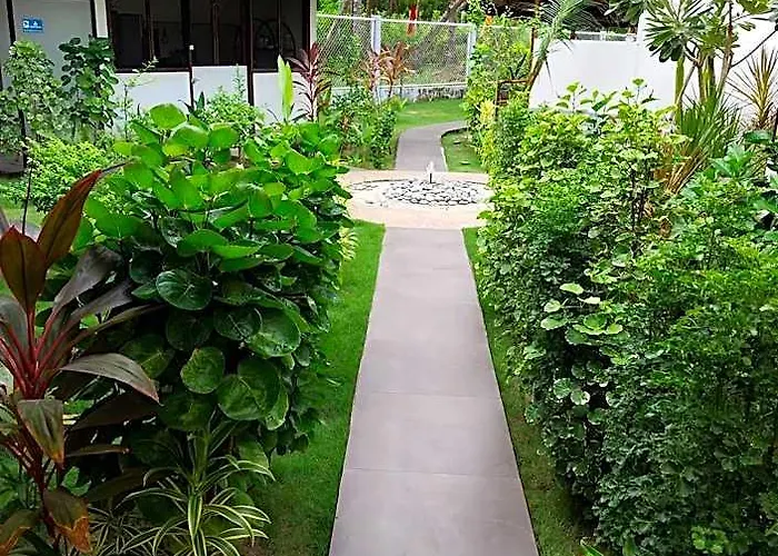 Skott's Comfy Hotel Santa Fe (Cebu)